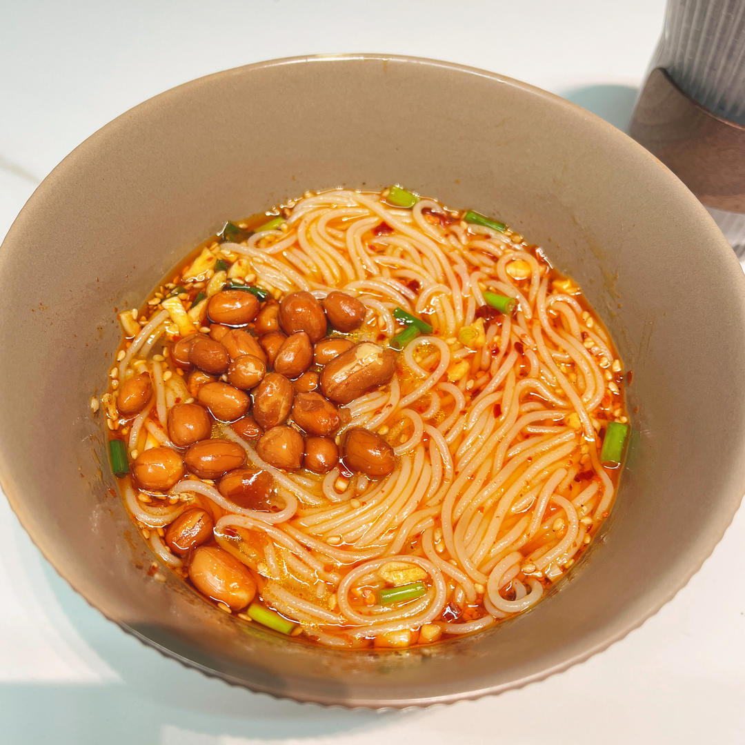 🔥巨好吃！超简单！酸辣开胃的酸汤米线