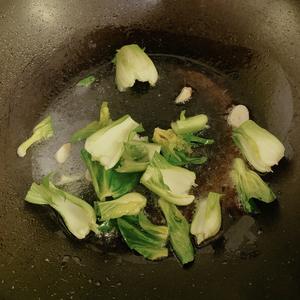 香菇炒青菜🥬｜入门级零失败的做法 步骤3