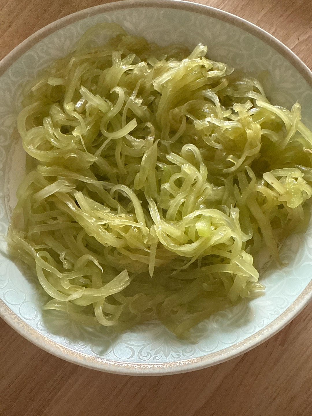 想告诉全世界，这菜太解腻！爽脆开胃的莴笋丝