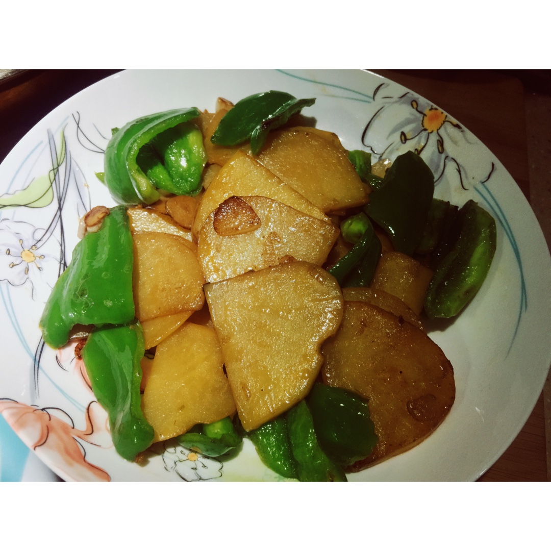 青椒土豆片（一夫食堂版）