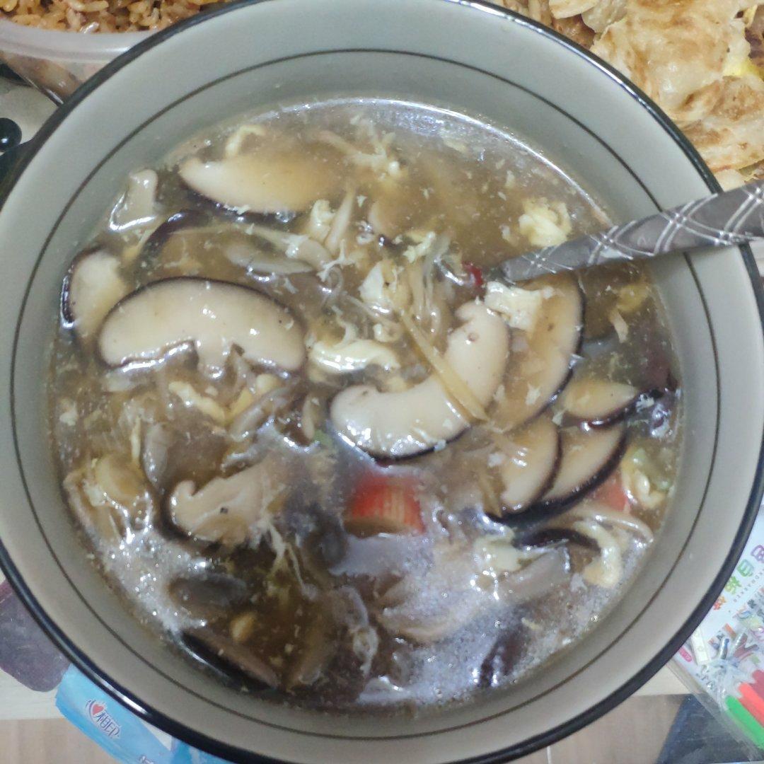鲜到飞起的菌菇浓汤，不好喝不要钱
