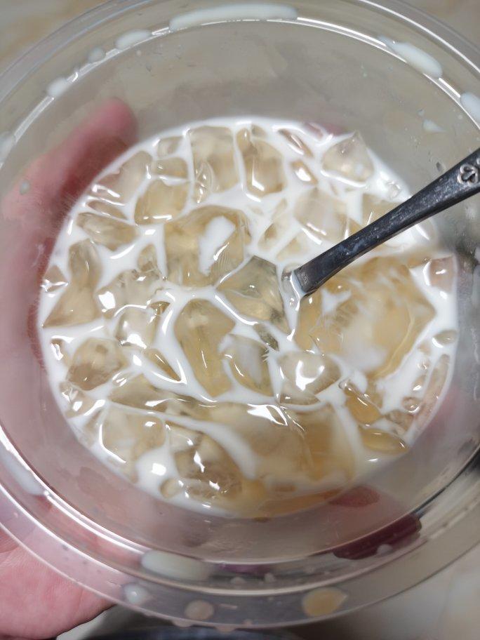 海底椰雪梨菊花膏