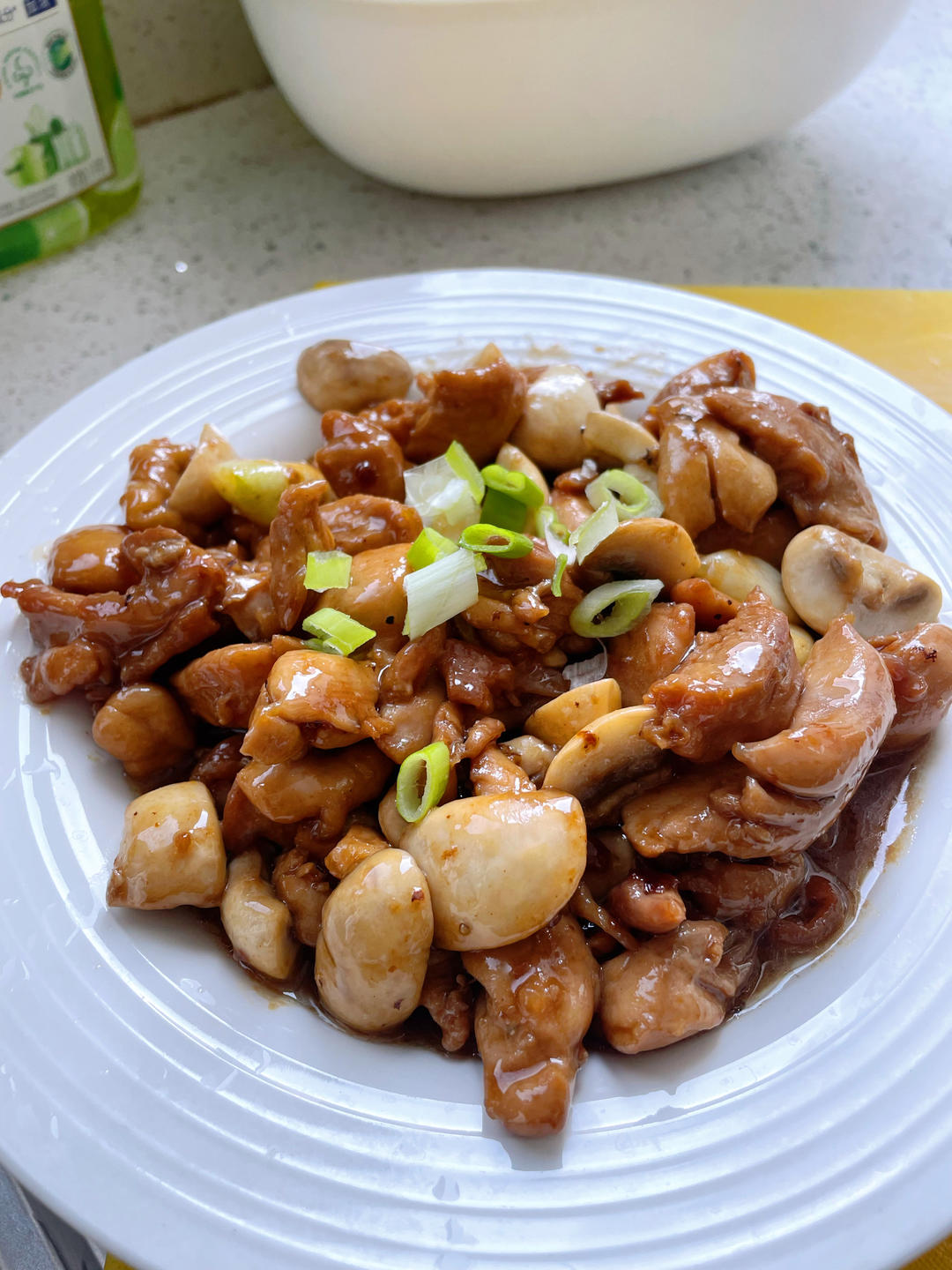 10r开饭 爽滑鲜嫩 蒜香浓郁 口蘑滑鸡