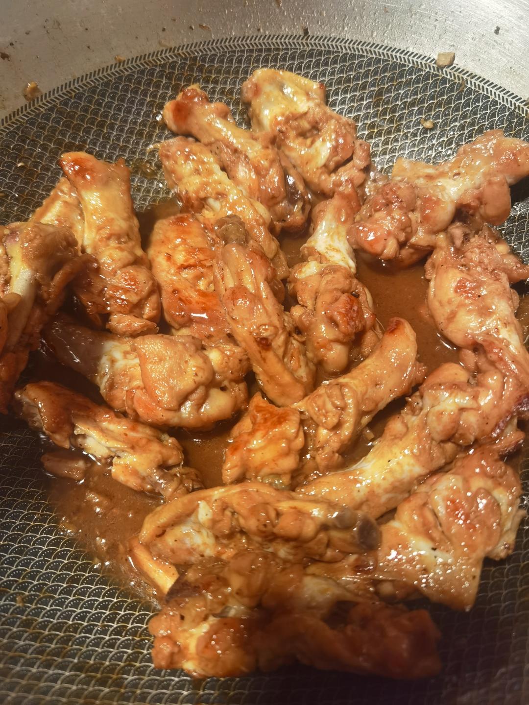 妈妈家的味道，吃了停不下来的红烧鸡翅