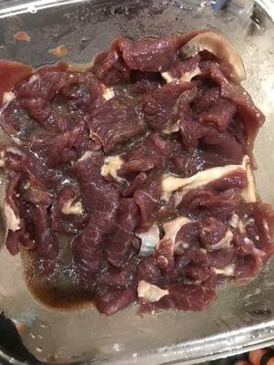 豆角牛肉焖面的做法 步骤1