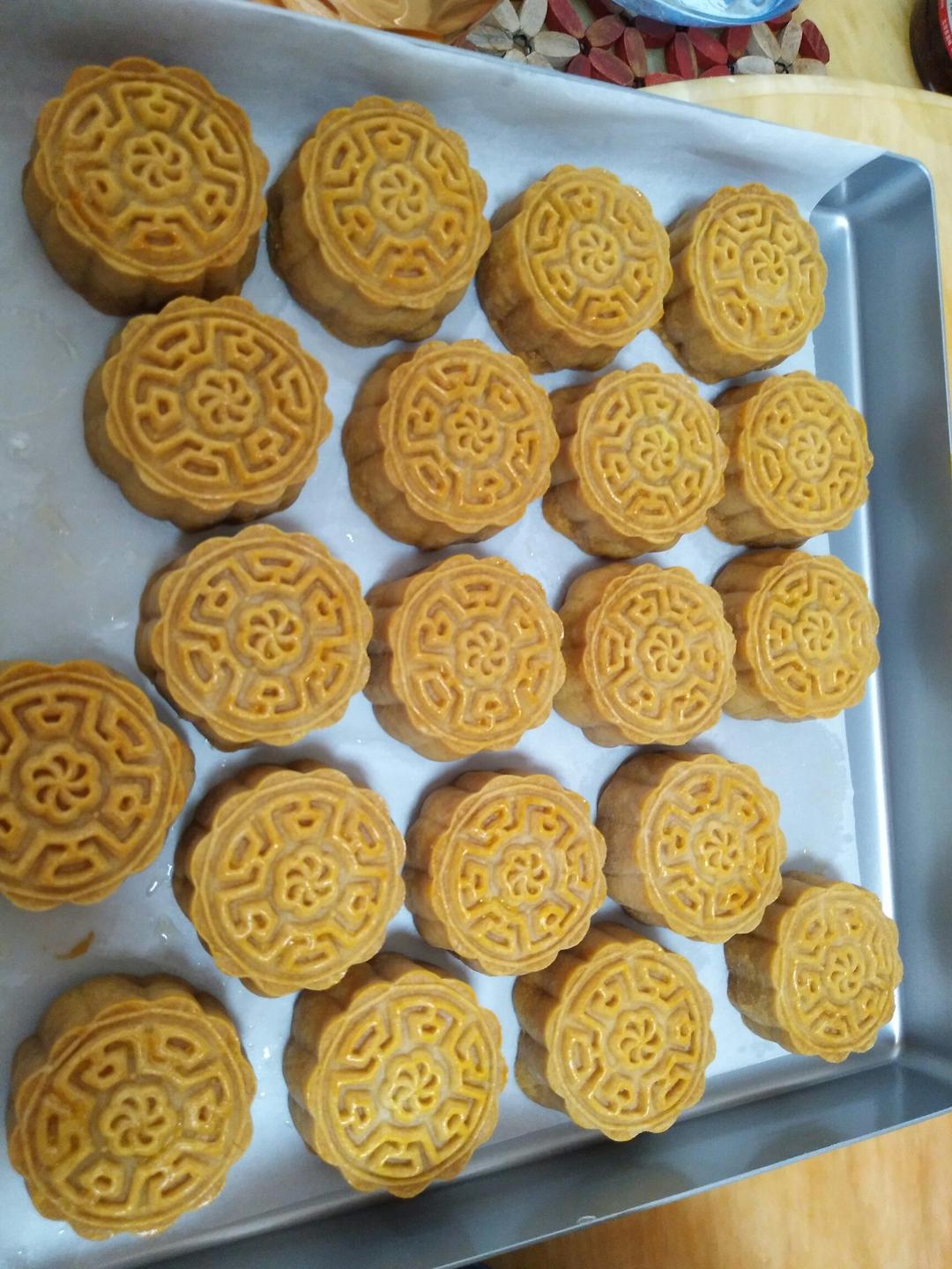 金沙奶黄月饼