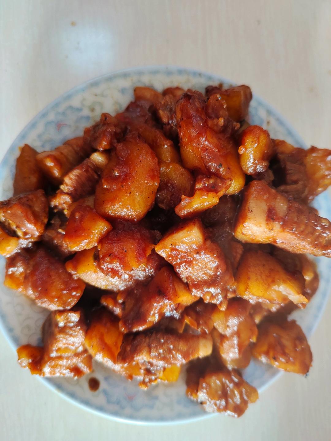 红烧肉炖土豆