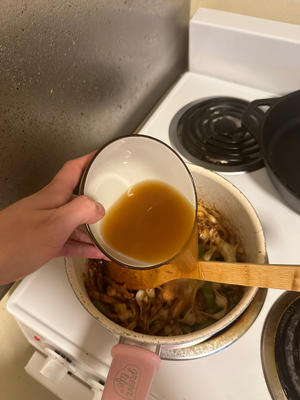 青椒鸡肉丝烩饭/面的做法 步骤10