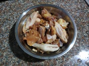 沙姜焖鸡的做法 步骤3