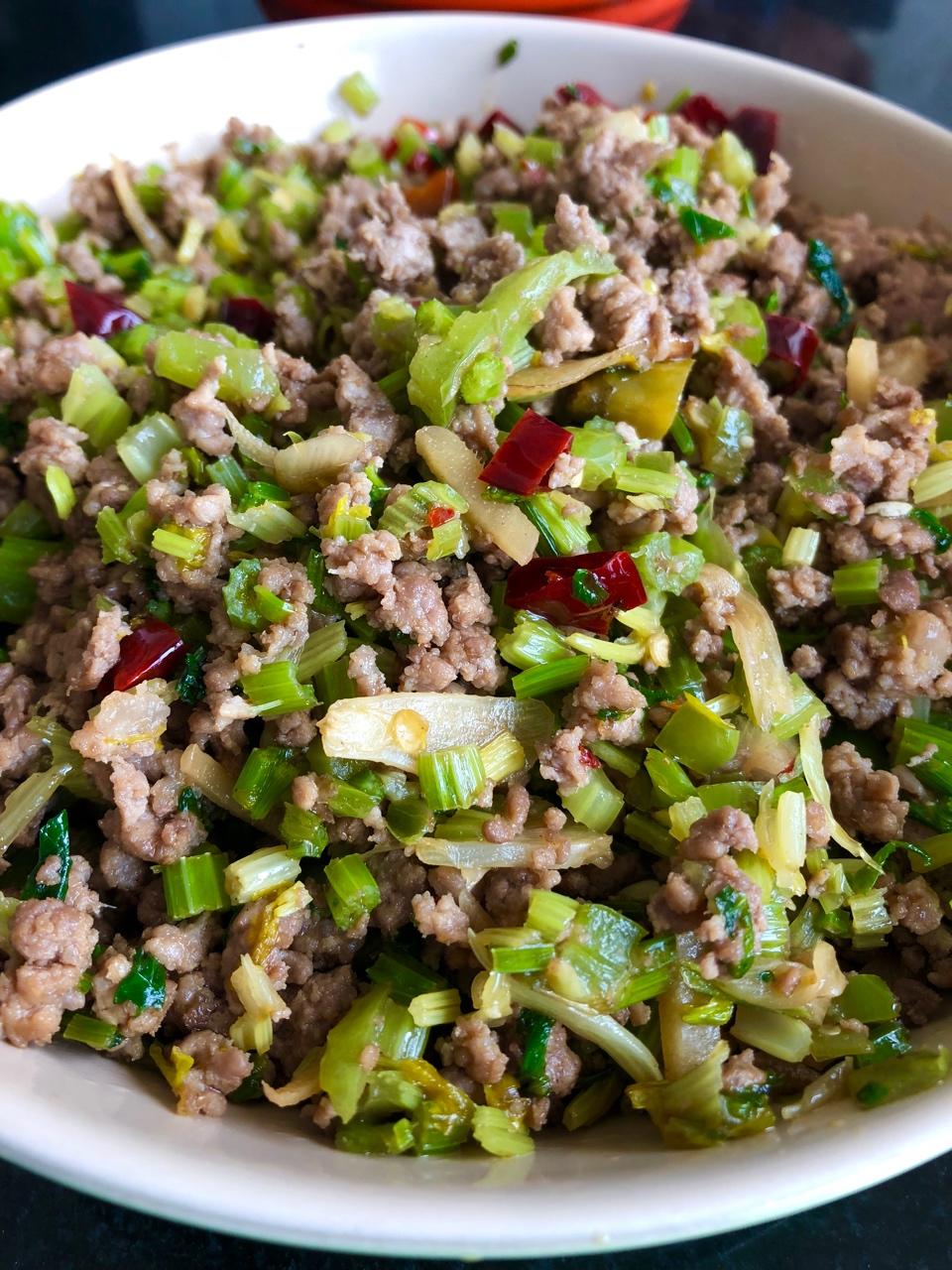 芹菜牛肉末「下饭神器」