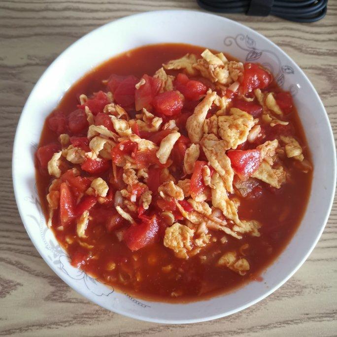 番茄炒鸡蛋（超浓的番茄味）