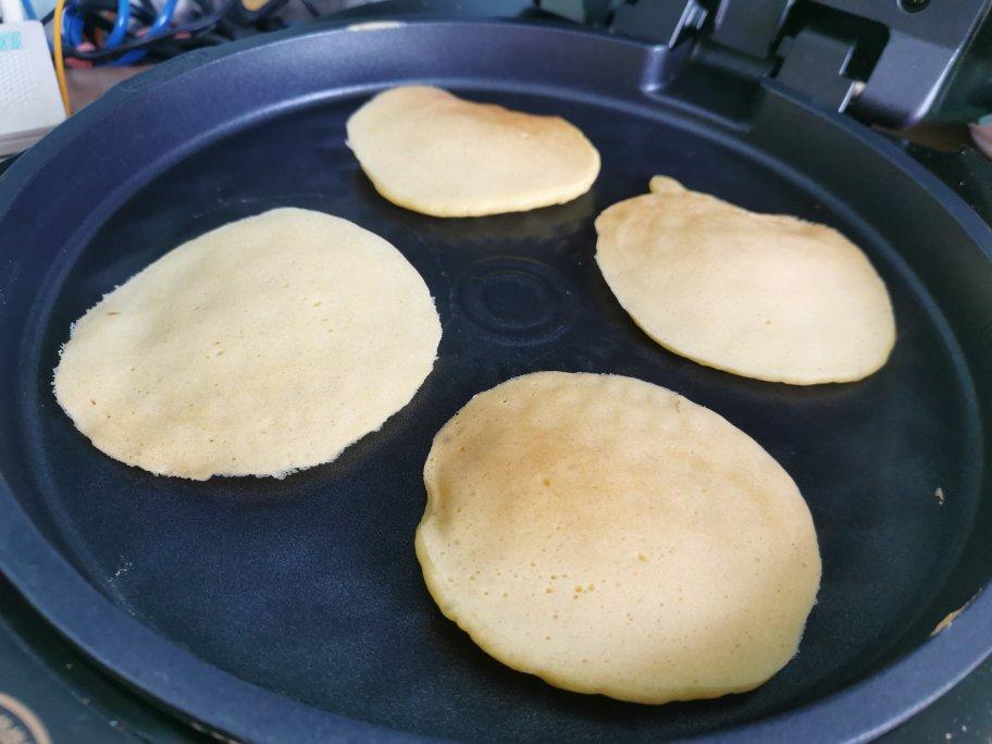 奶香玉米面饼