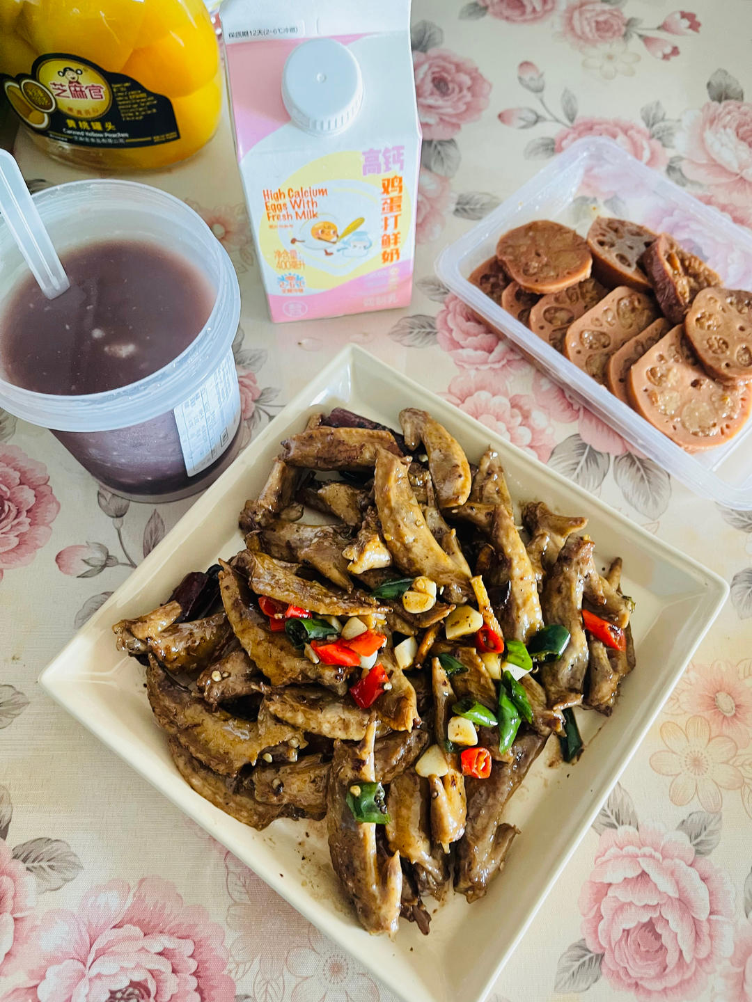 夏日里的下酒小菜—红烧鸡翅尖