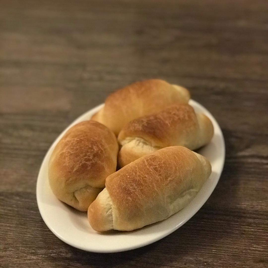 黄油面包卷
