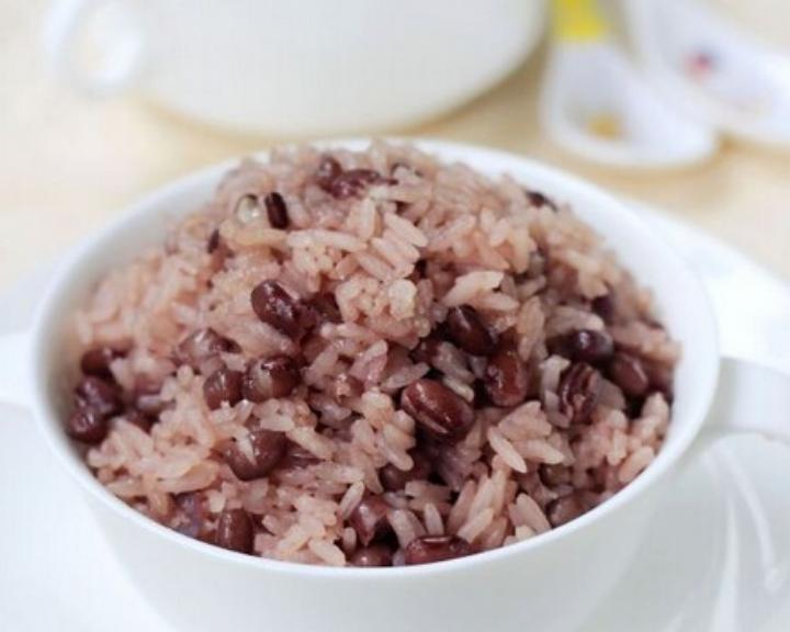 香甜软糯红豆饭