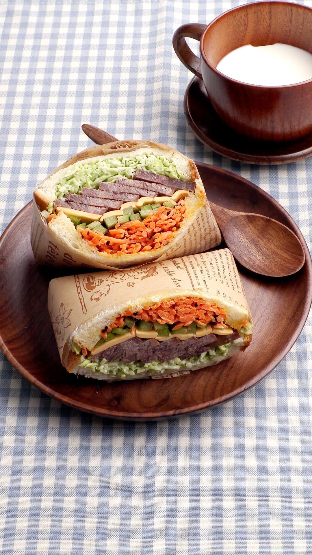 卤牛肉三明治的做法