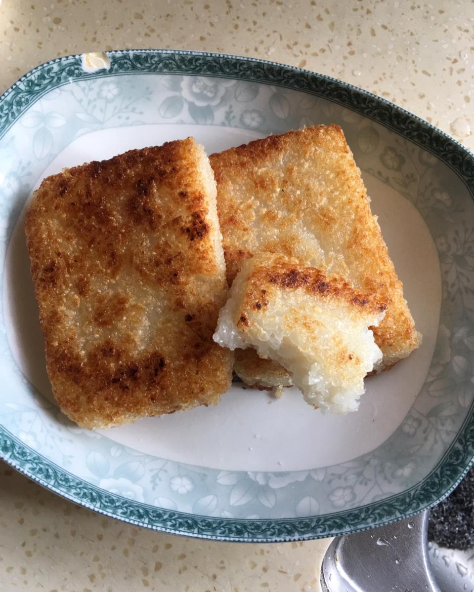 糯米糍粑---江南人叫它糍饭糕！