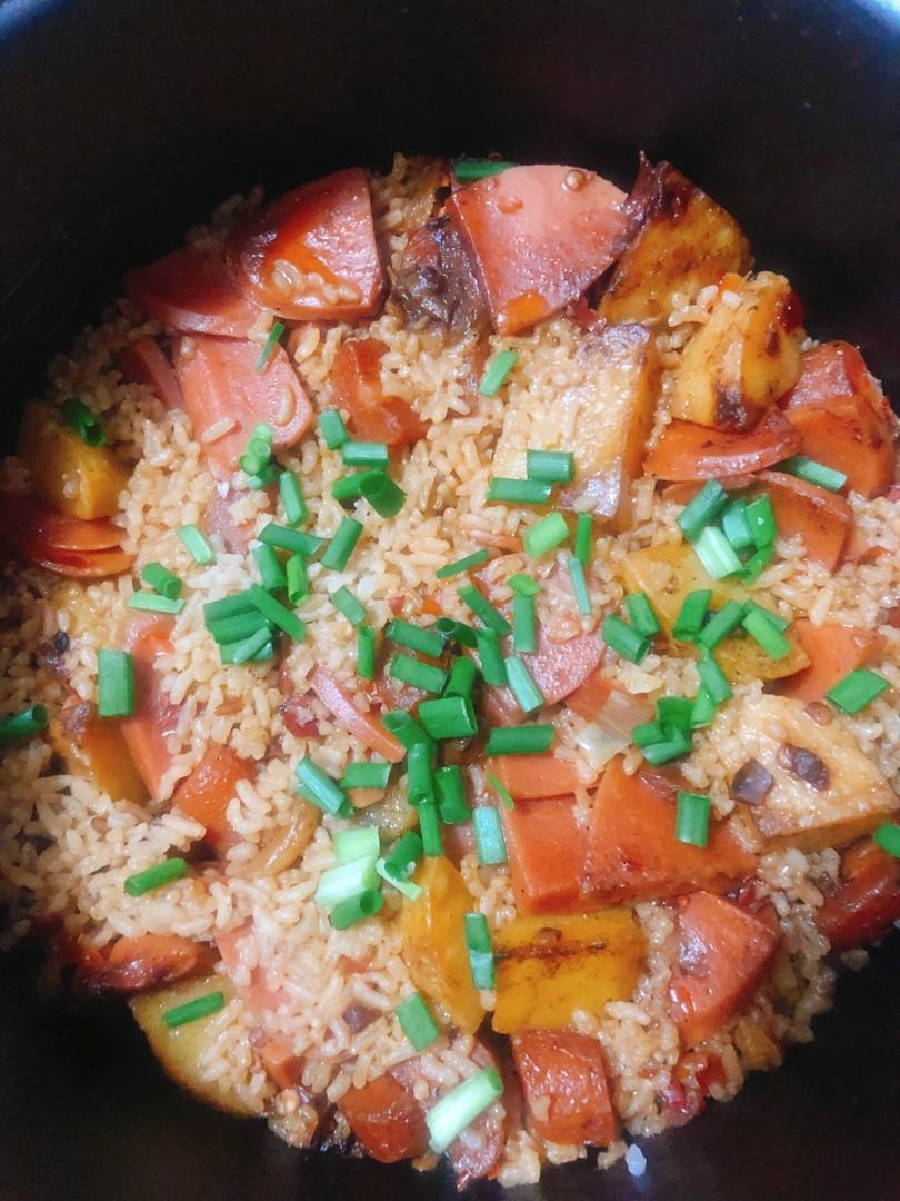 【电饭煲土豆火腿焖饭】