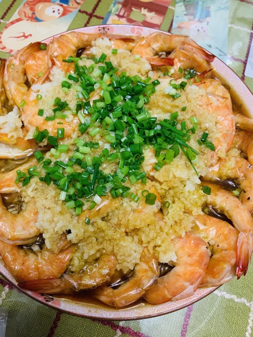 虾最美味的吃法必须是这个——蒜蓉蒸虾（多动图，孔瑶的食谱）