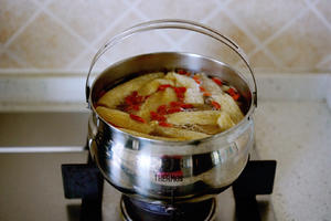 大暑将至，你需要一碗靓汤安度夏 | 竹荪黄芪老鸭汤的做法 步骤9