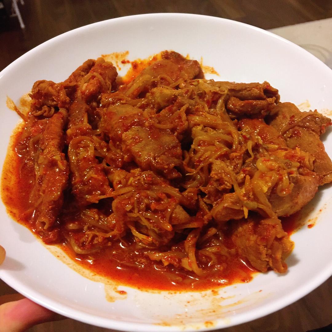 韩式豆芽炒肉YumYum