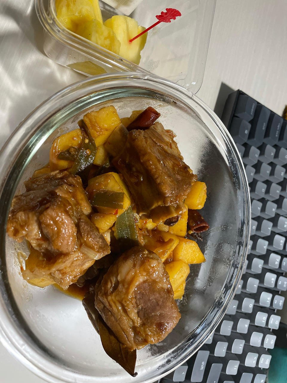 土豆炖排骨