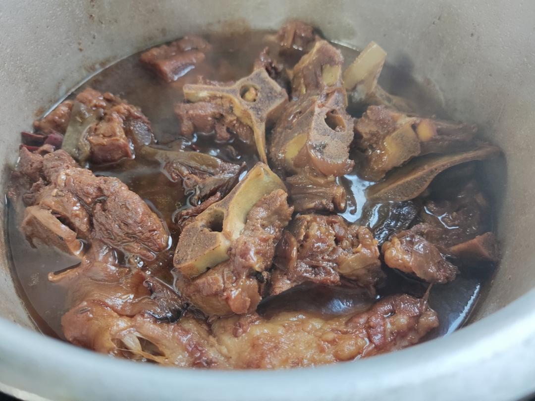 红烧羊蝎子（年夜饭）