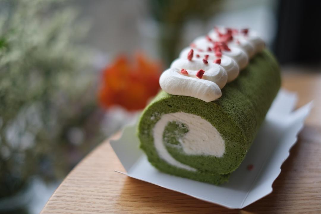 抹茶戚风蛋糕卷