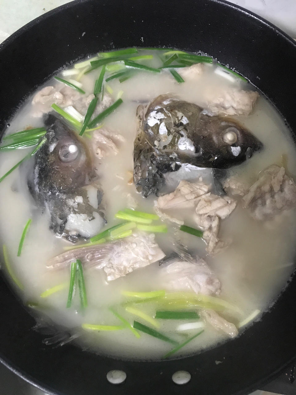 草鱼炖豆腐汤