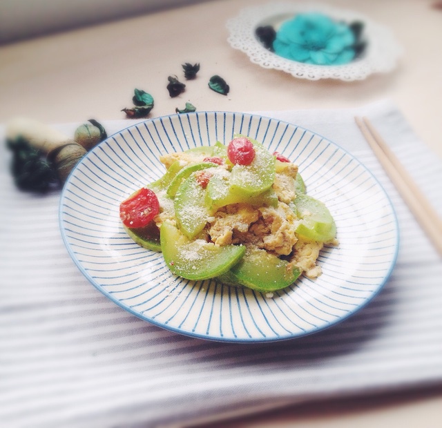 西葫芦天使芝士热沙拉