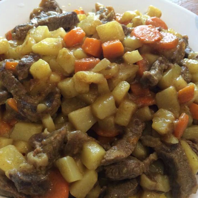 咖喱土豆牛肉