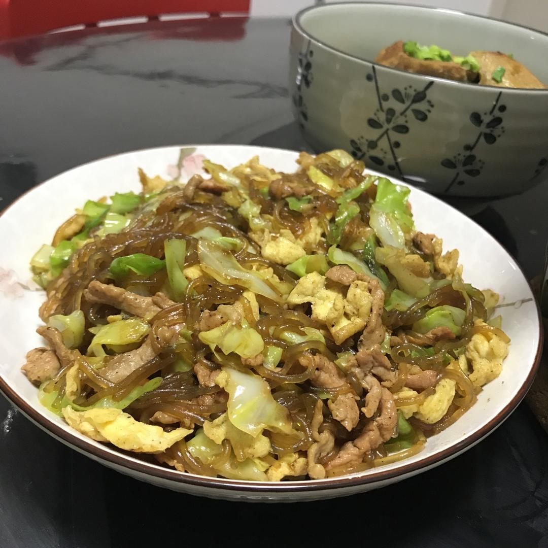 包菜炒粉丝