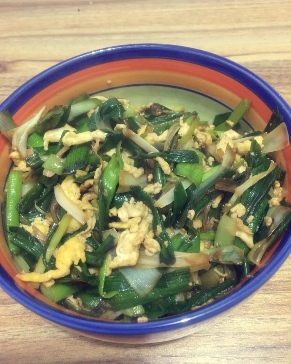 蒜苗炒鸡蛋