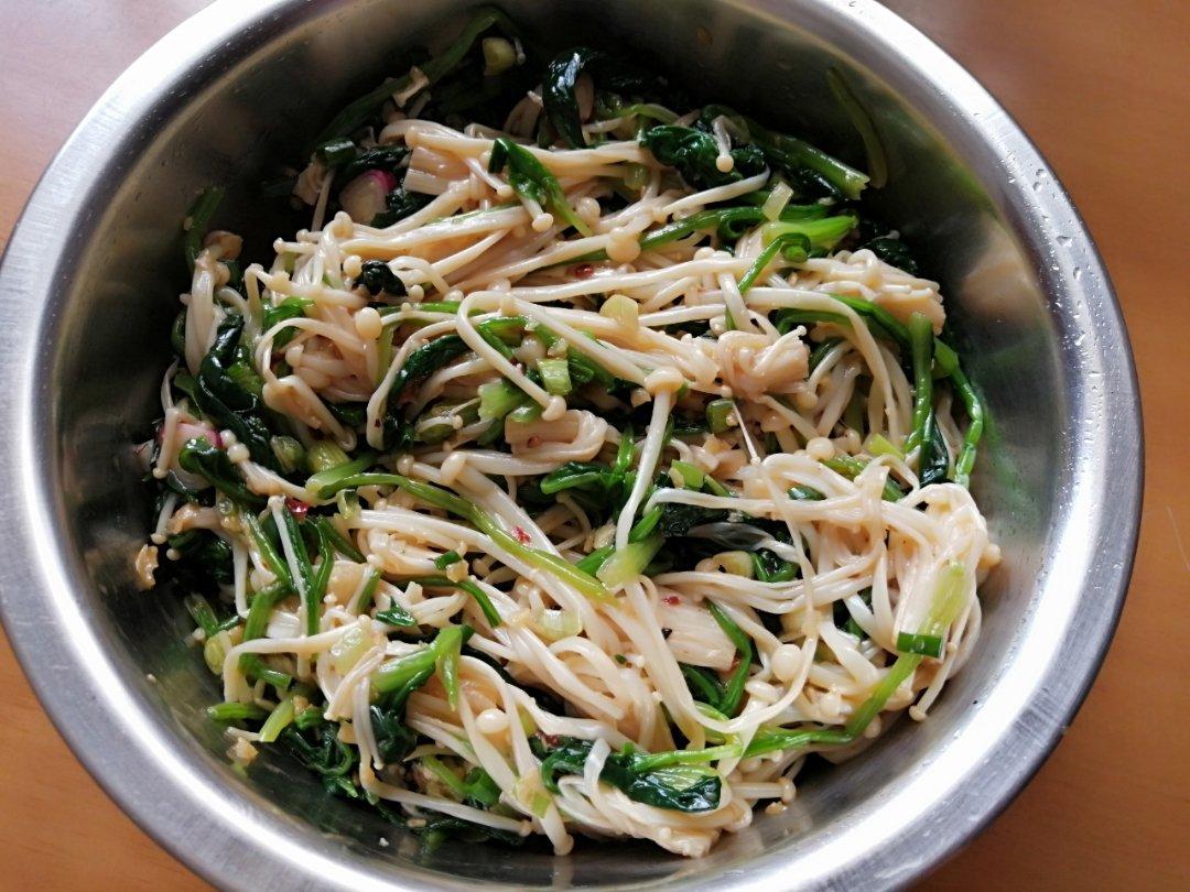 凉拌菠菜金针菇