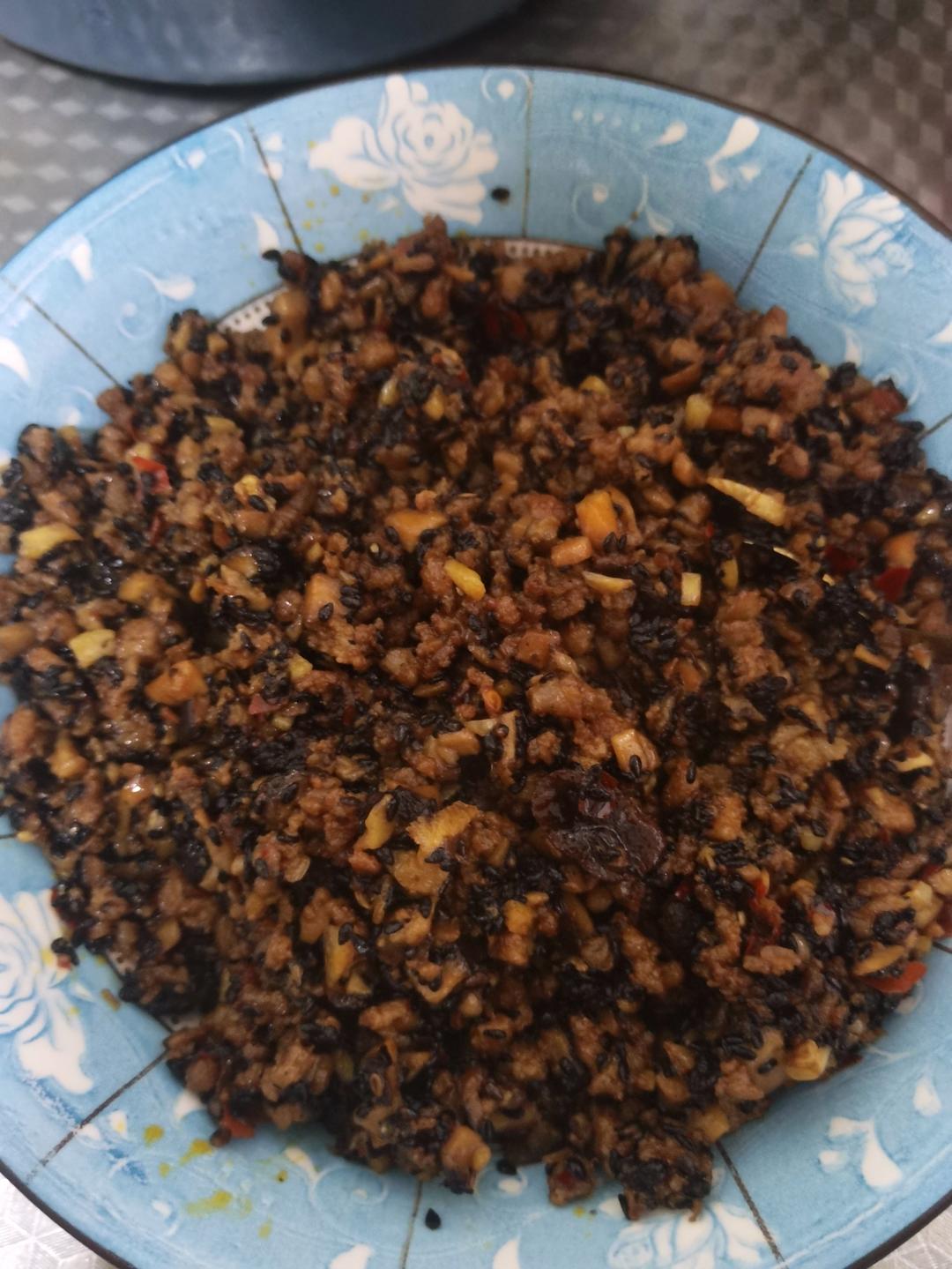 万能香菇肉酱下饭酱，香菇肉酱面，香菇肉酱盖饭