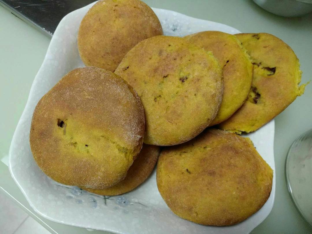 南瓜红豆沙面饼