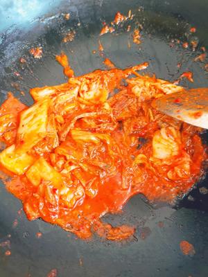 地摊美食也低卡–韩式泡菜牛肉粉丝汤的做法 步骤2