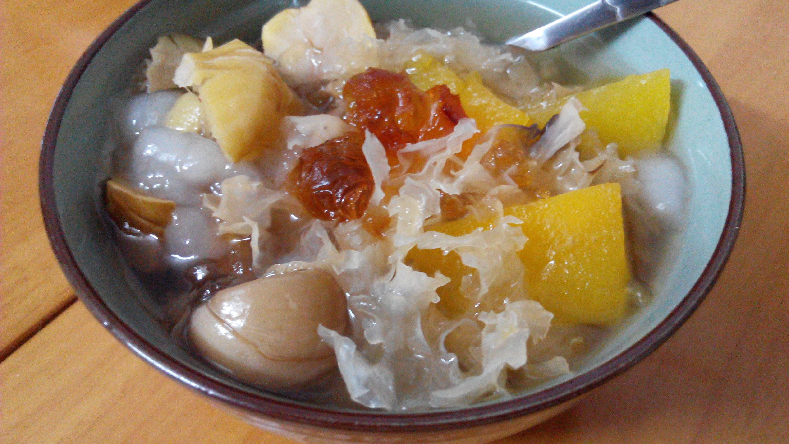 雪蛤桃胶蔓越莓糖水（电饭锅版）