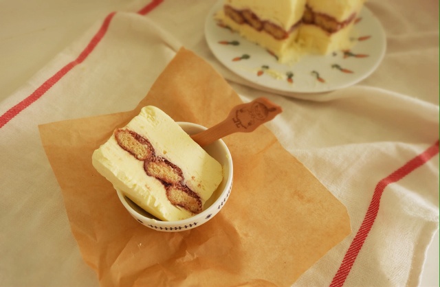 柠檬蓝莓冰淇淋蛋糕Semifreddo