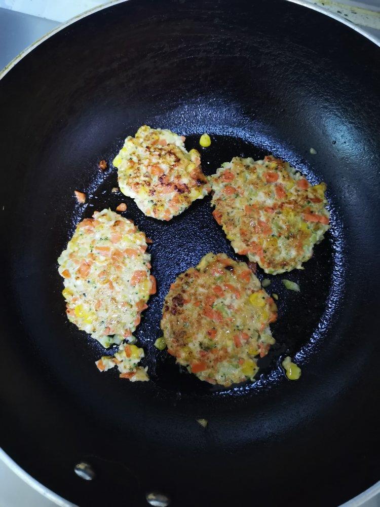 减肥餐低脂鸡胸肉饼