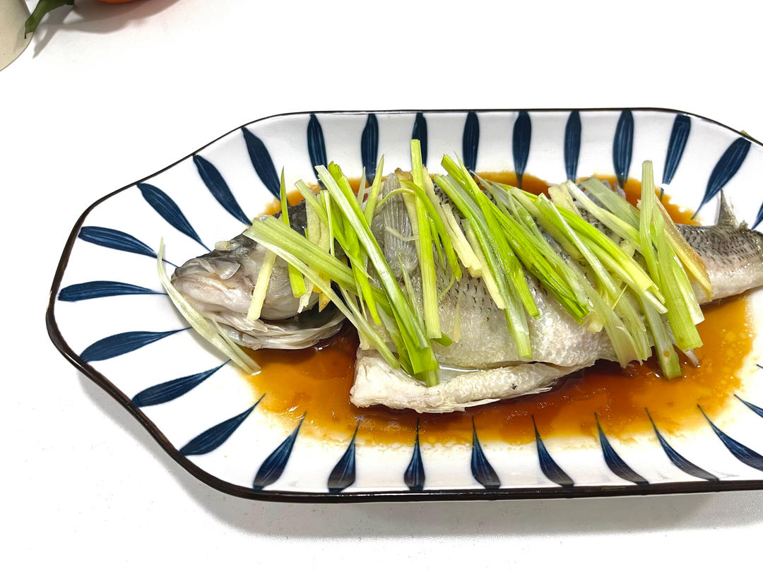 清蒸鲈鱼