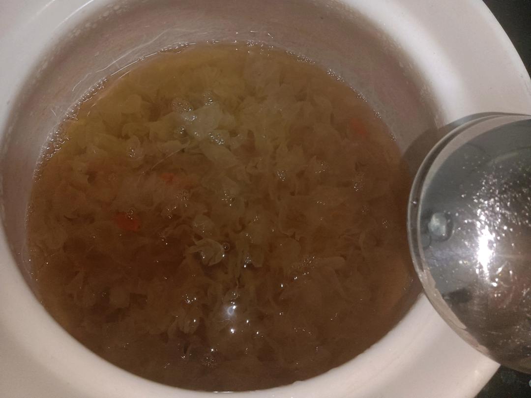 无敌好喝❗️快速熬出胶的银耳羹😋美容又养颜