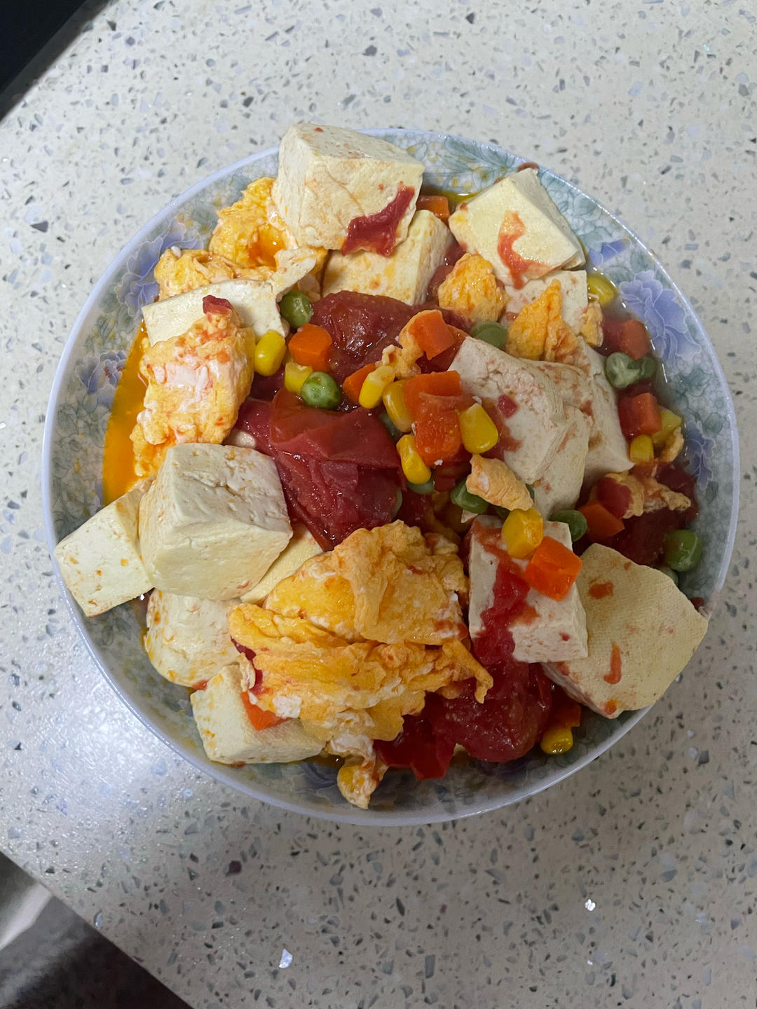 超简单老少皆宜的西红柿豆腐鸡蛋