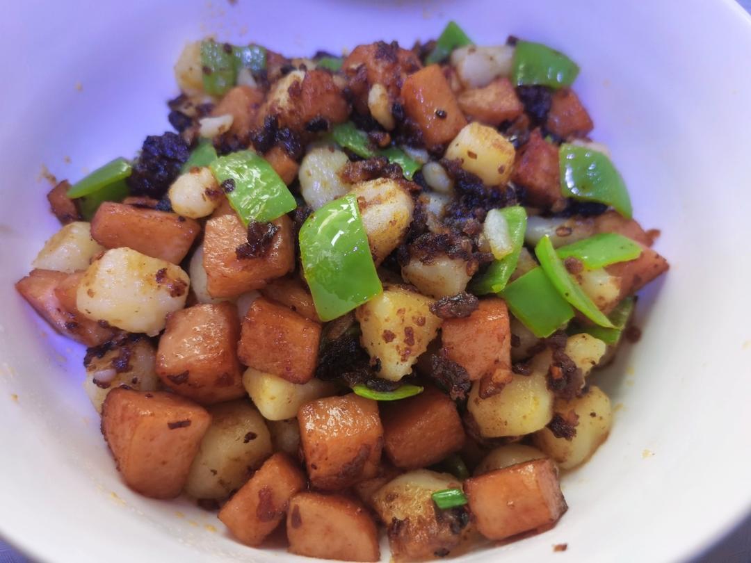 孜然土豆午餐肉