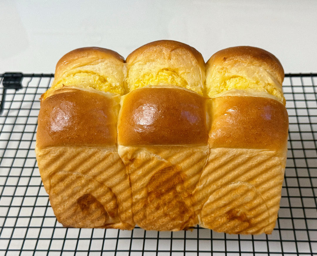 顶级黄金椰蓉吐司