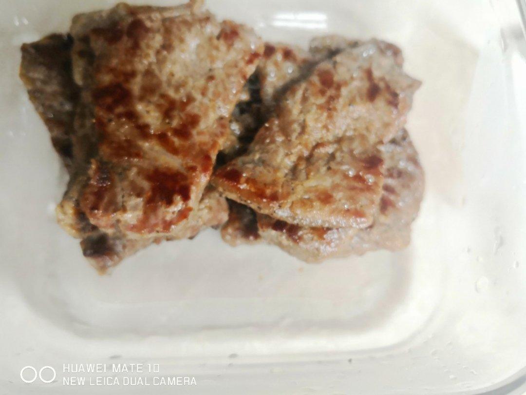 黑椒牛排