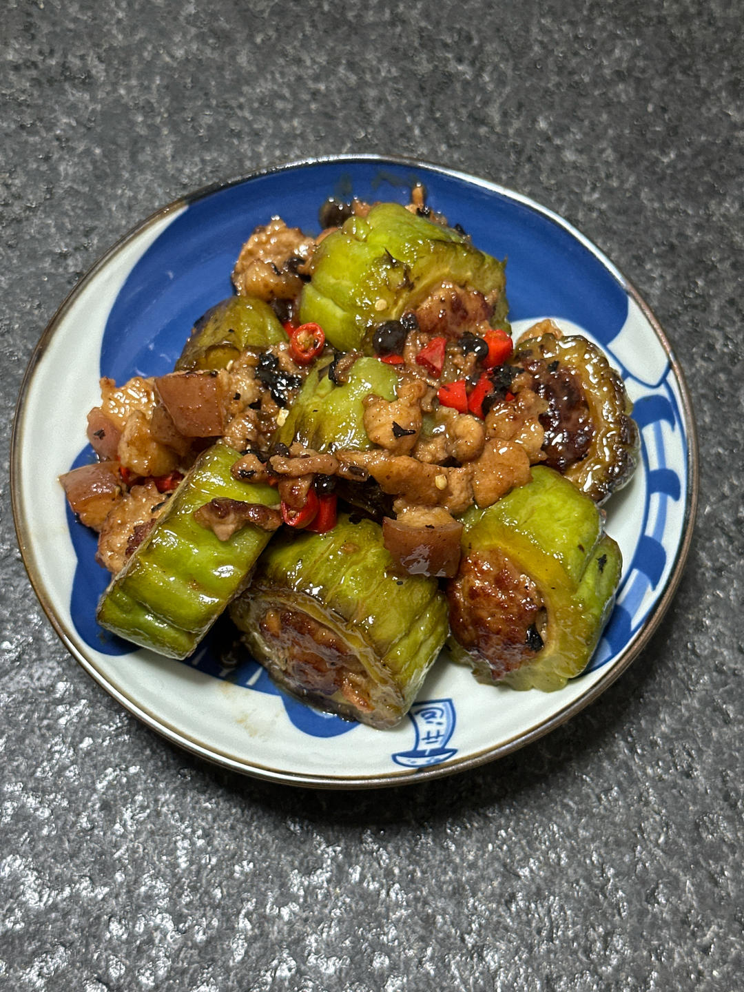 夏天消暑-苦瓜酿肉