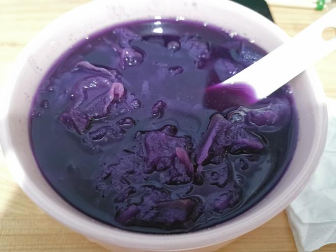 紫薯银耳汤的做法
