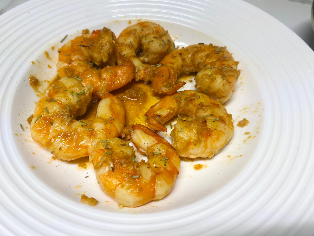 蒜茸黄油煎大虾/黑虎虾仁