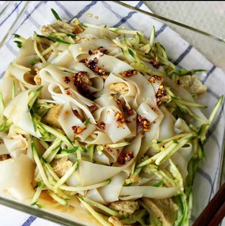 自制凉皮(简易版)的做法